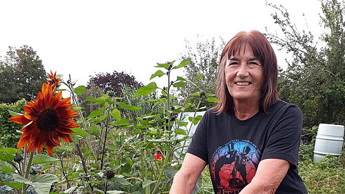 Julie in allotment